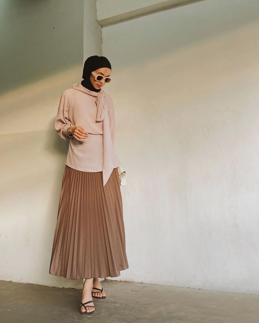 9 Ide Style Lebaran Dengan Skirt, Anggun Ala Selebgram