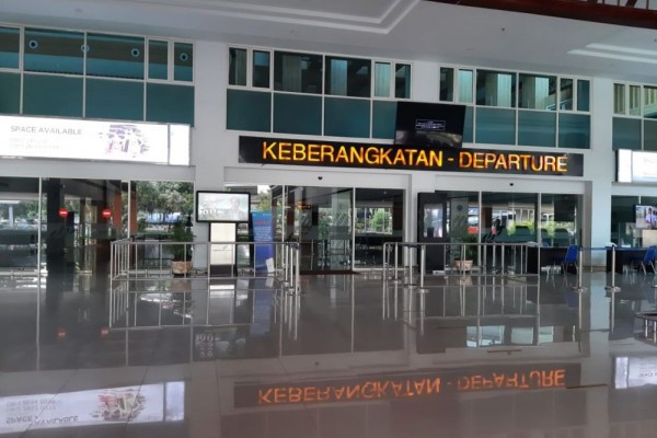 Larangan Mudik, Bandara Adi Soemarmo Solo Lengang