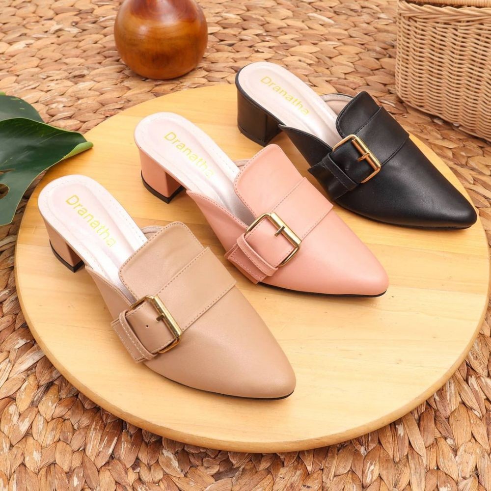 Berkelas! Tampil Chic dengan 9 Rekomendasi Sepatu buat OOTD Lebaran