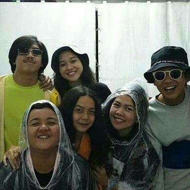 Bikin Baper! 9 Potret Mesra Iqbaal Ramadhan dan Zidny Lathifa