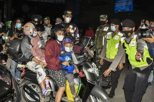Polda Jabar Imbau Pemudik Pakai Sepeda Motor Tak Bawa Muatan Berlebih