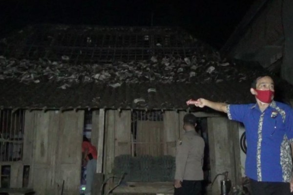 Sebuah Rumah di Tulungagung Hancur karena Ledakan Petasan