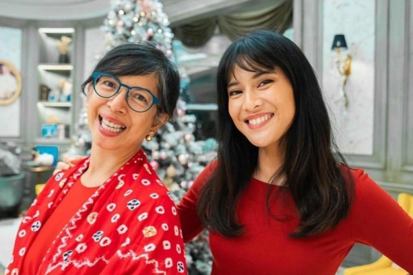 10 Potret Artis Indonesia dan Mama yang Kecenya Warisan