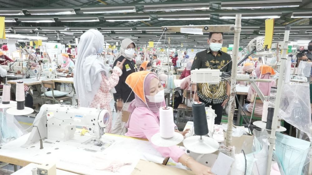 Tega! Mau Lebaran, 112 Pabrik di Jawa Tengah Cicil 2 Kali Bayar THR