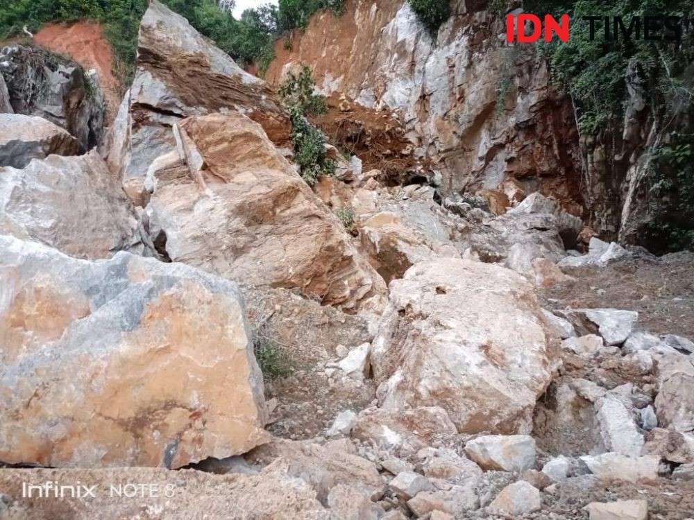 Delapan Penambang Emas Ilegal Di Solok Tewas Tertimbun