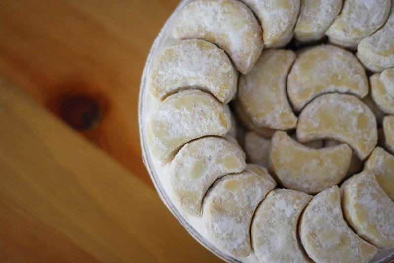 Cek Kandungan Kalori Makanan Khas Lebaran, Jangan Kalap Makan!