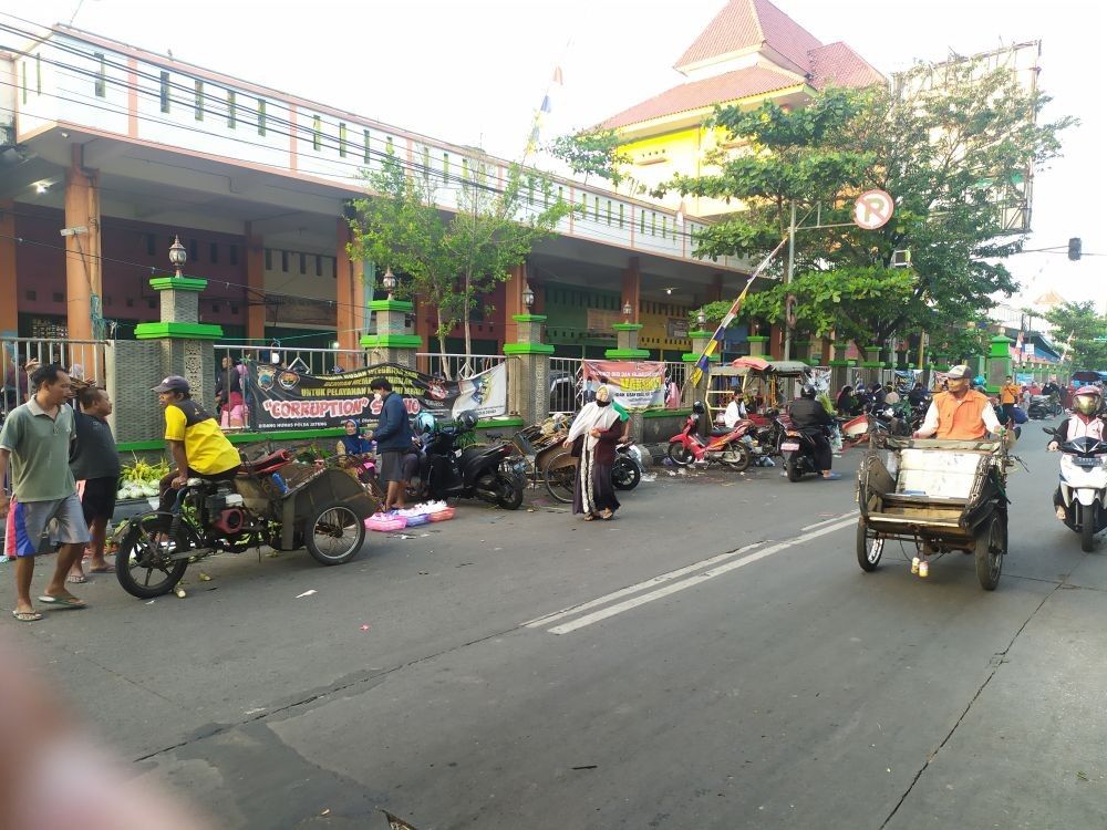 5 Potret Jalur Pantura Jawa Tengah Selama Larangan Mudik Bak Kota Mati