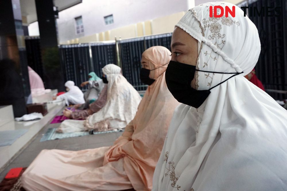 5 Potret Salat Ied saat Pandemik di Semarang, Wajib Jaga Jarak!