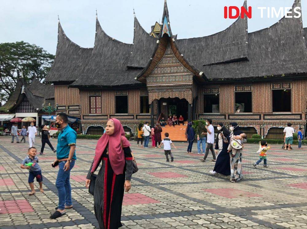 10 Tempat Wisata Paling Ramai Saat Libur Lebaran 2021