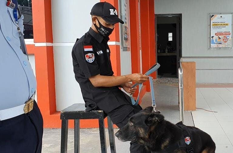Dua Anjing Pelacak Siaga di Rutan Makassar Cegah Selundupan Narkoba