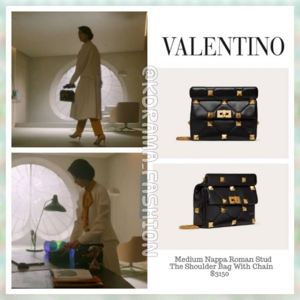 Kdrama_Fashion on X: Kim Seo-Hyung carried DELVAUX Tempête MM Metal Glam,  White & Tempête MM, Black in Mine Episode 3.  /  X