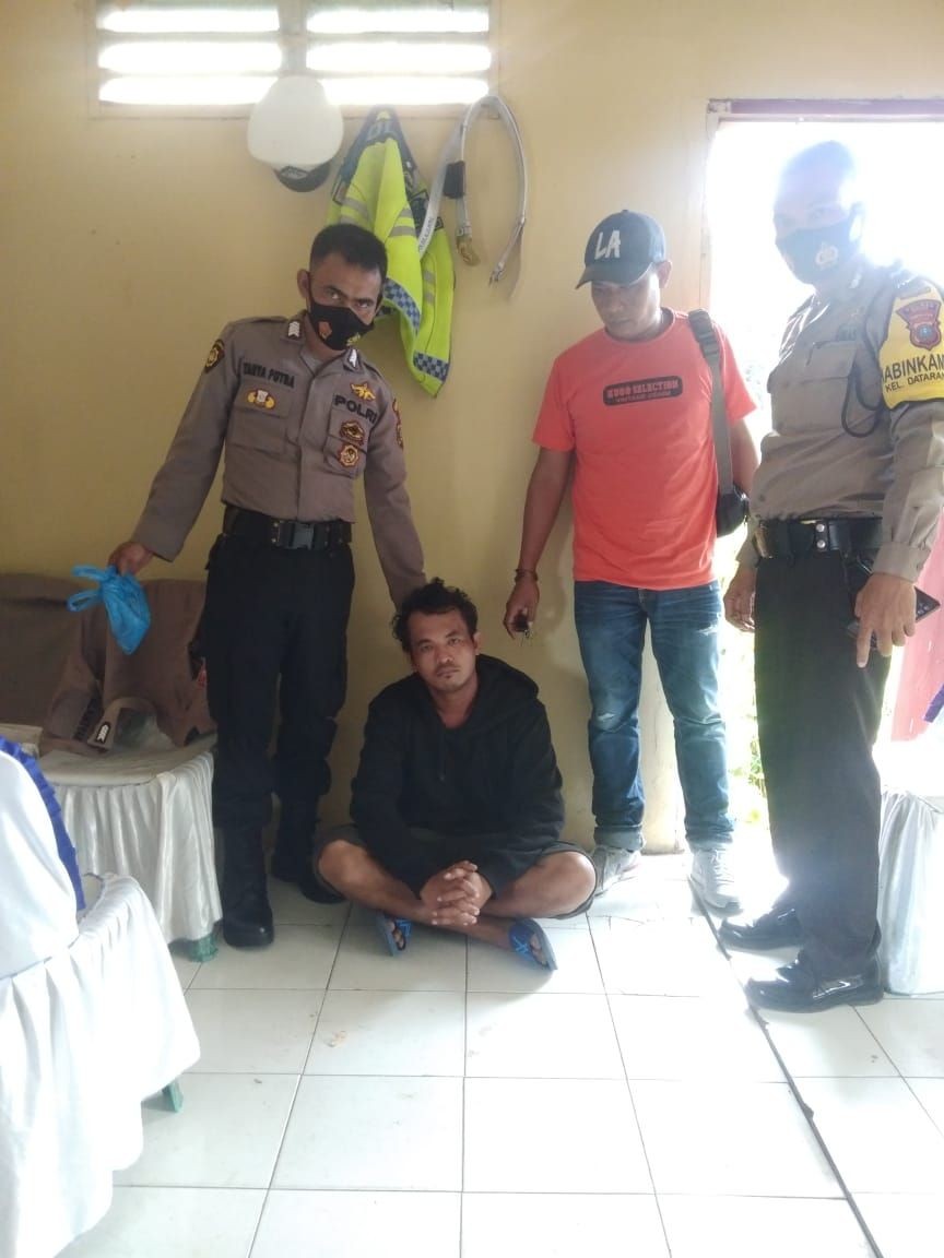 Viral Pelaku Pungli Sopir Angkutan Bawa Senjata Tajam di Binjai