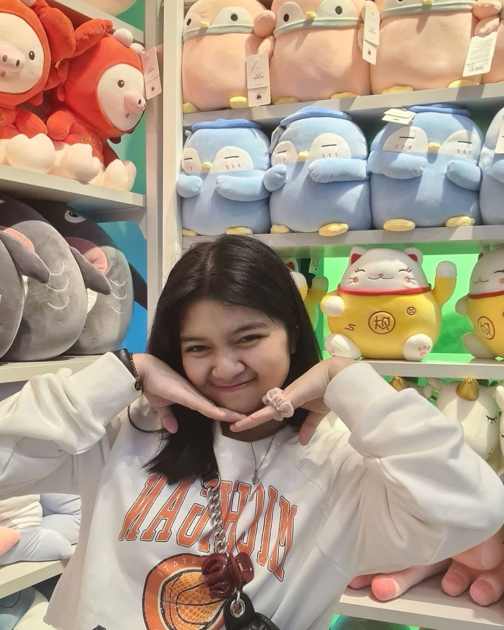 10 Adu Pesona Afiqah Eks JKT48 Vs Aqila Herby, Dulu Artis Cilik