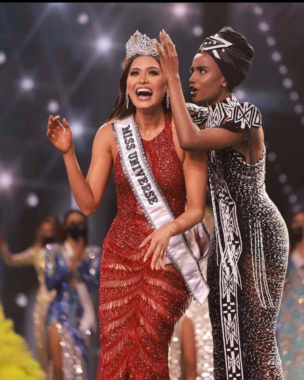 10 Potret Cetar Andrea Meza, Miss Universe 2020 Dari Mexico