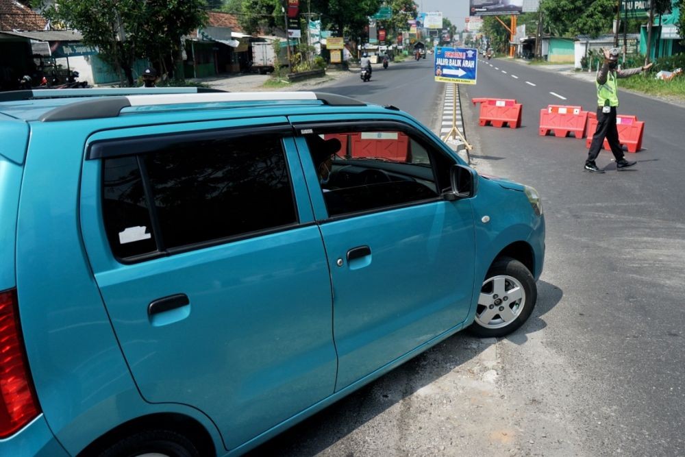 Polrestabes Bandung Sanksi 3 Travel Gelap saat Larangan Mudik