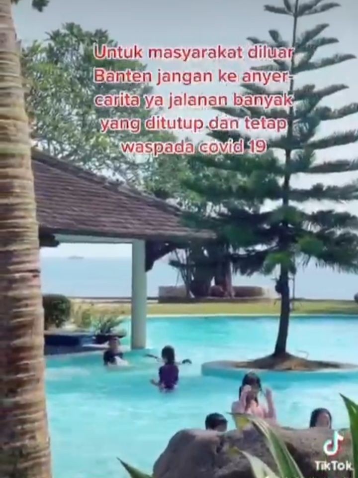 Viral Anggota DPRD Banten Wakili Warganya Liburan ke Pantai