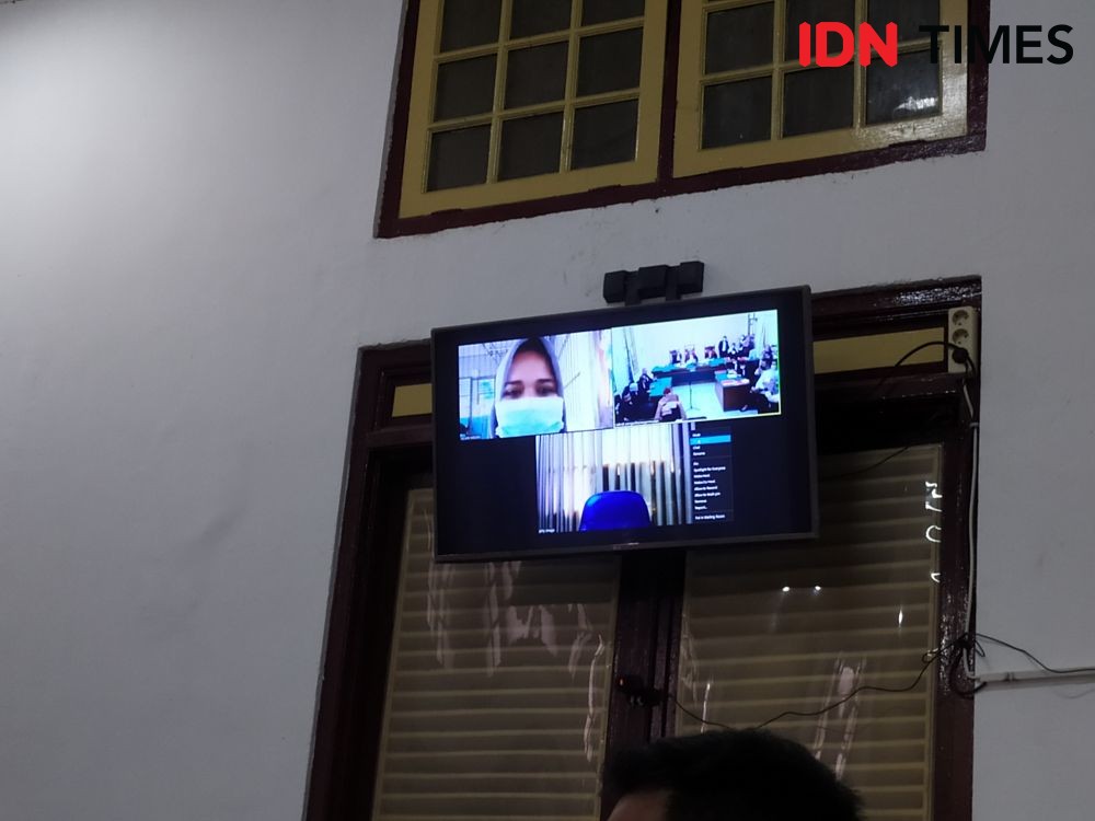 Divonis Satu Tahun Penjara, Ketua KAMI Medan Teriak Takbir