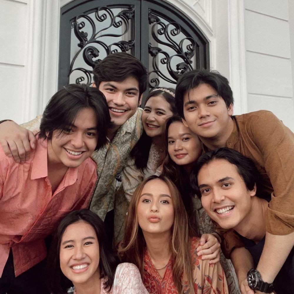 10 Potret Irzan Faiq yang Dijodohkan dengan Prilly Latuconsina