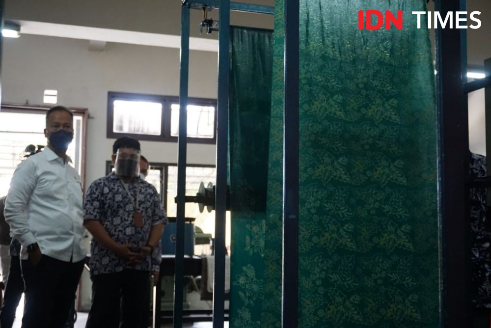 Menperin Resmikan Studio Pengembangan Industri Batik di Yogyakarta