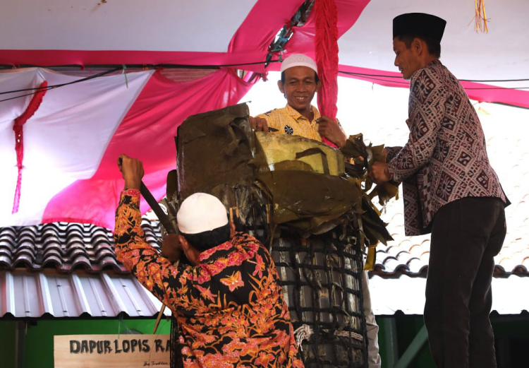Unik! 6 Tradisi Syawalan di Jawa, Kirab Ketupat Hingga Festival Balon