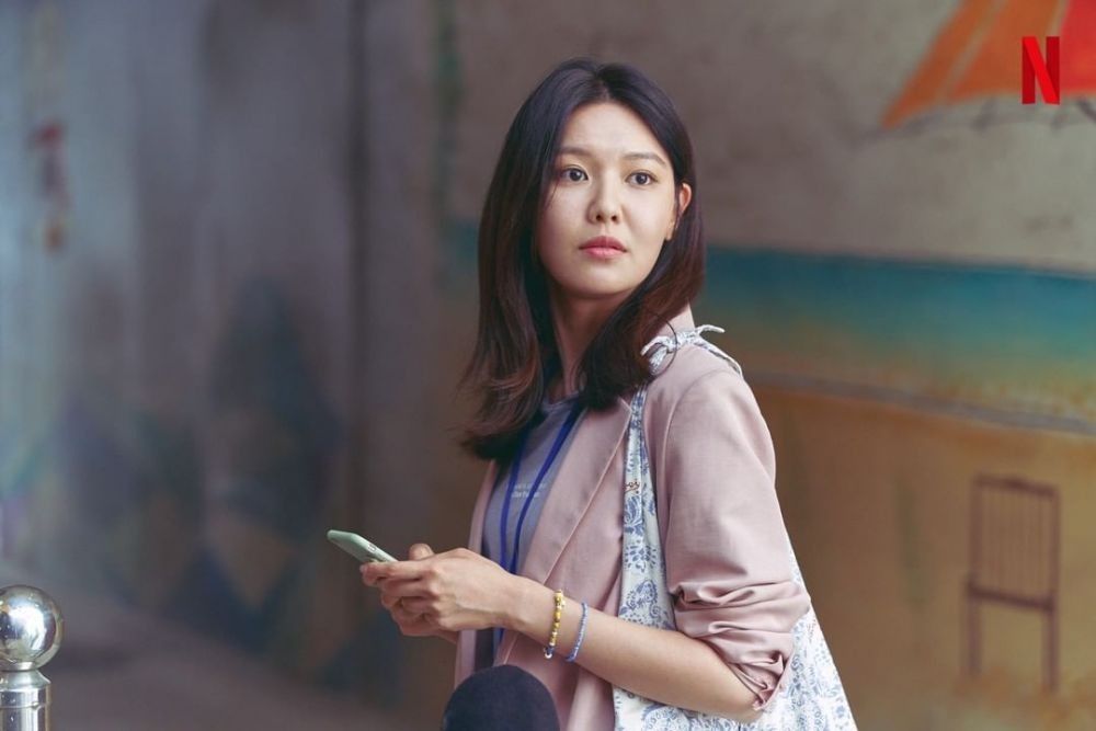 6 cameo bao xịn ở phim Hàn 2021: Bạn trai Song Joong Ki cưng xỉu nhưng vẫn mê chồng real của ác nữ Penthouse hơn - Ảnh 11.