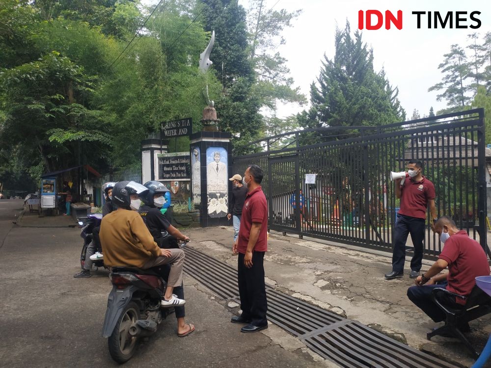 Penutupan Kawasan Wisata di Bandung Demi Tekan Kasus COVID-19