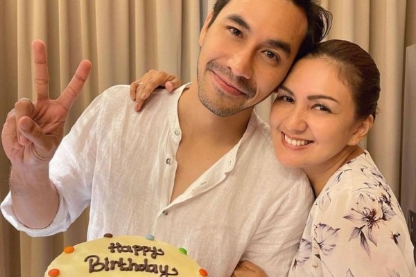 Memasuki Usia 36 Tahun, 9 Momen Perayaan Ulang Tahun Darius Sinathrya
