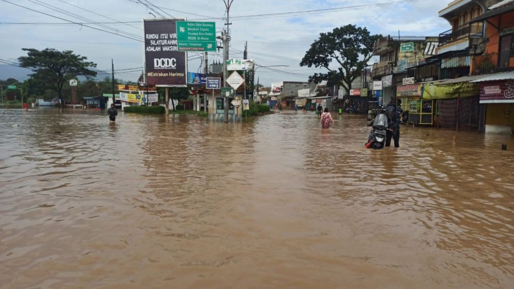 Hujan Deras, 4 Kecamatan di Kabupaten Bandung Terendam Banjir