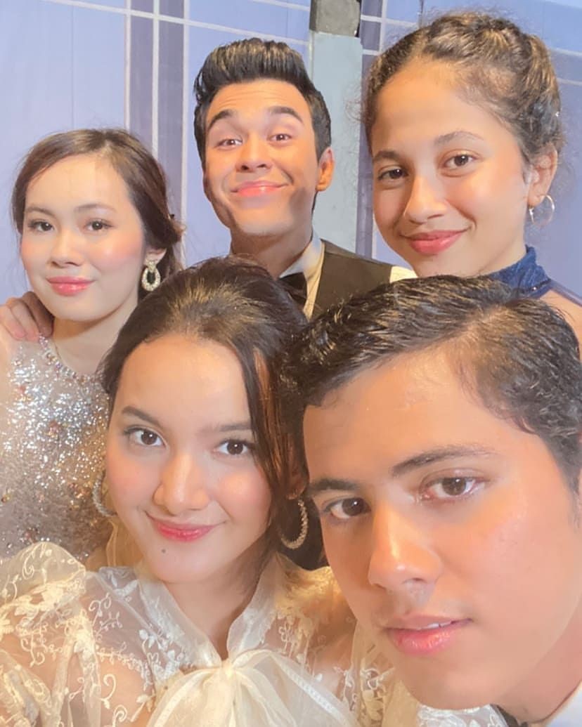 10 Potret Aliando Syarief Tampil Rapi di Sinetron Keajaiban Cinta