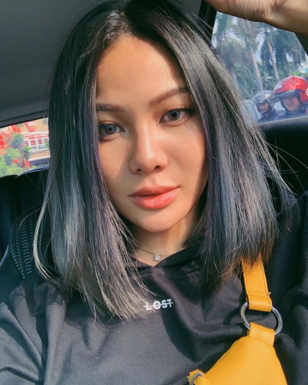 Warna Cat Rambut Untuk Rambut Pendek