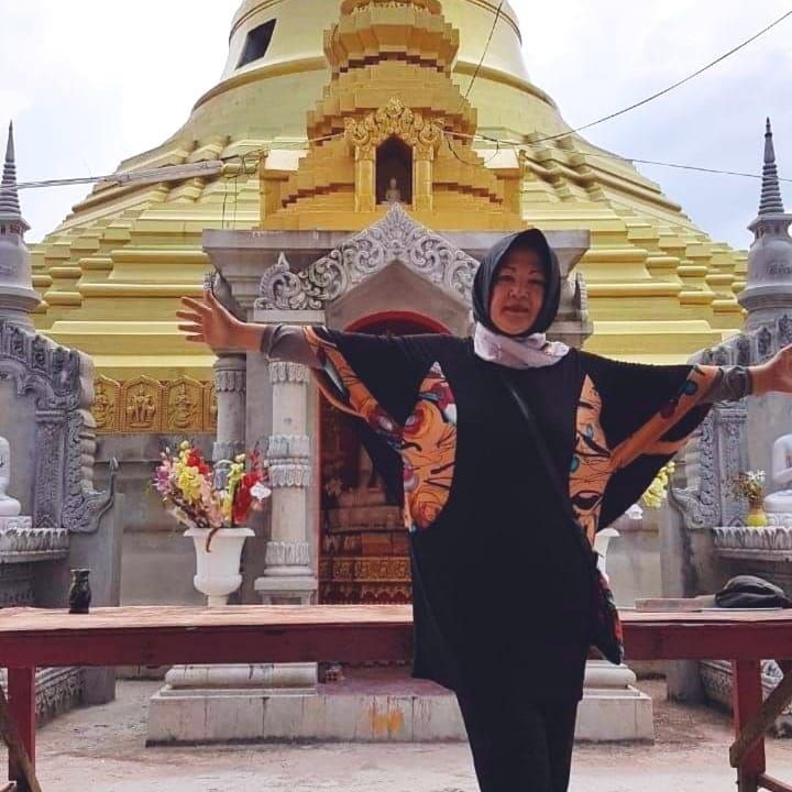 Klaim Eks Istri Hotma Sitompul, 10 Potret Rosmawaty Ginting
