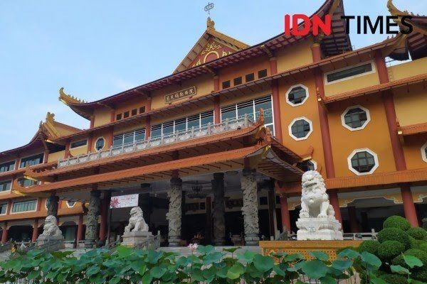 Wujud Kerukunan, 5 Destinasi Wisata Religi Lintas Agama di Medan