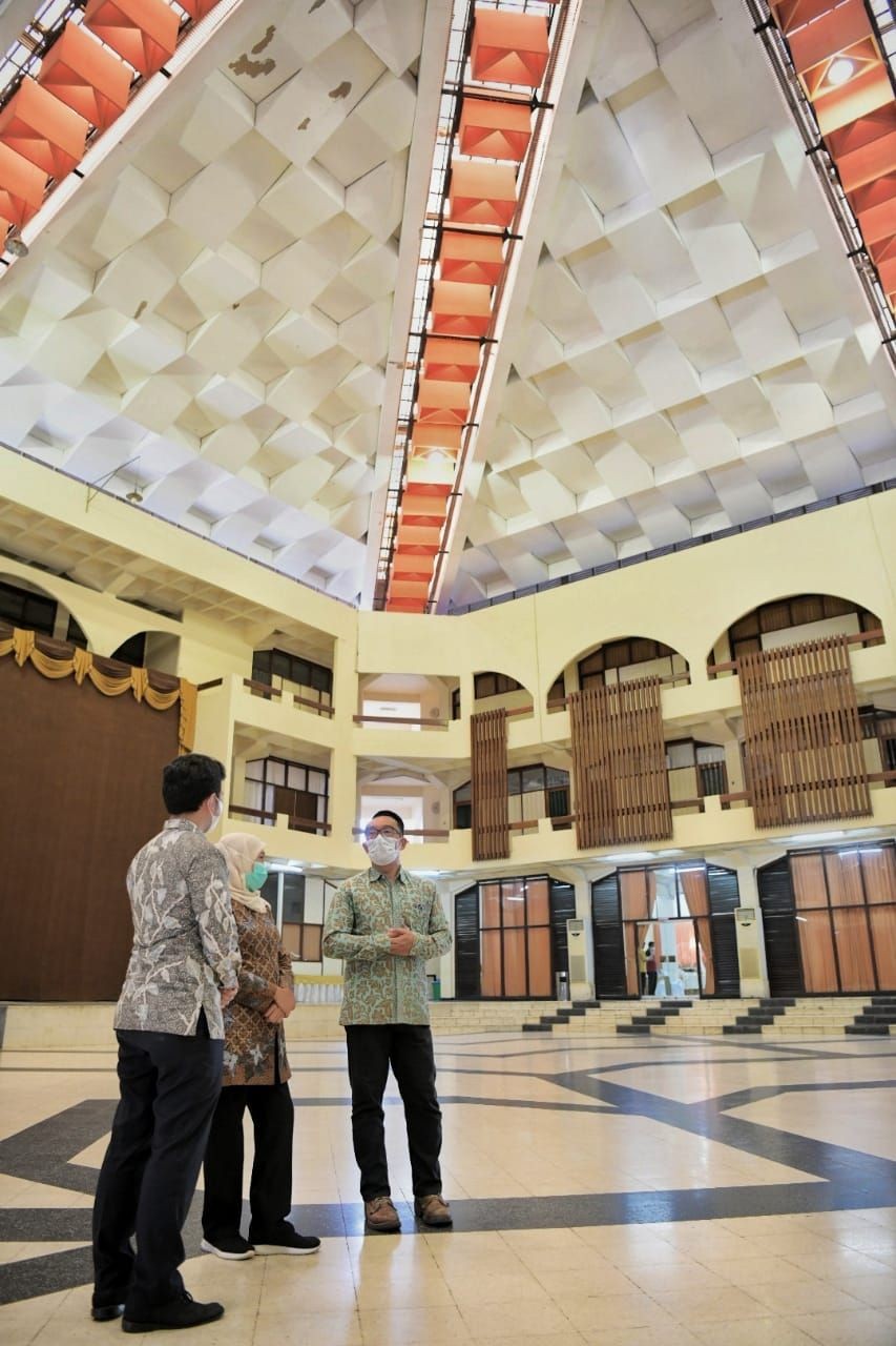 Diminta Khofifah, Ridwan Kamil Desain Ulang Islamic Center Surabaya