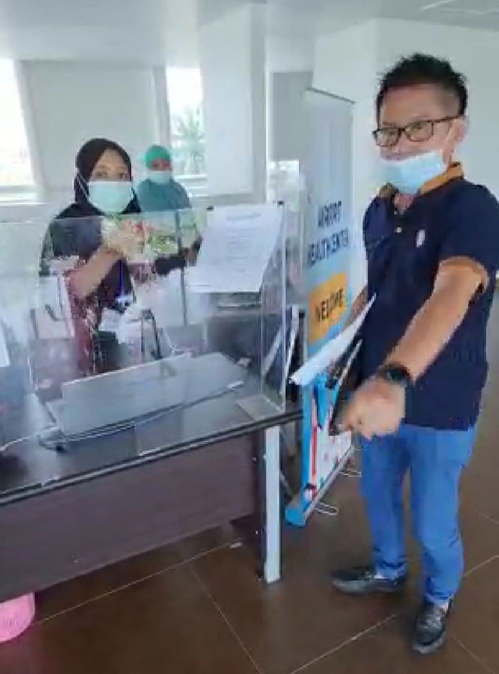 Hasil Tes Antigen Berbeda, Pria Palembang Ngamuk di Bandara Viral