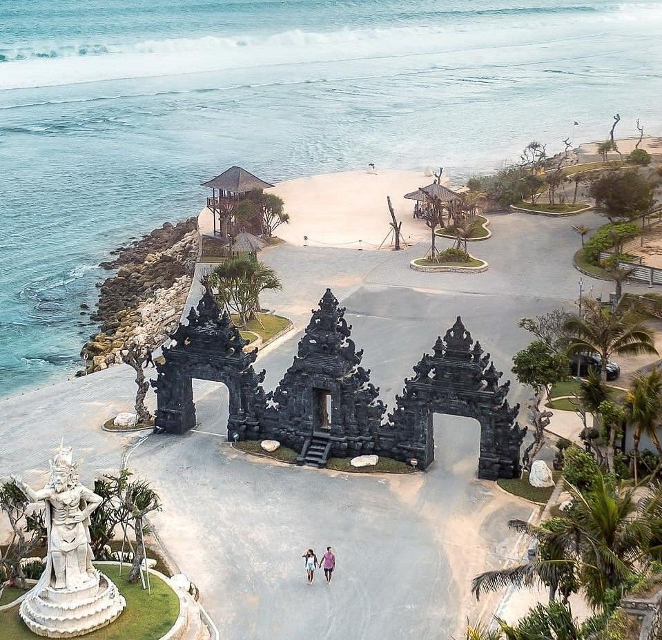 18 Rekomendasi Pantai di Bali, Bikin Malas Pulang!