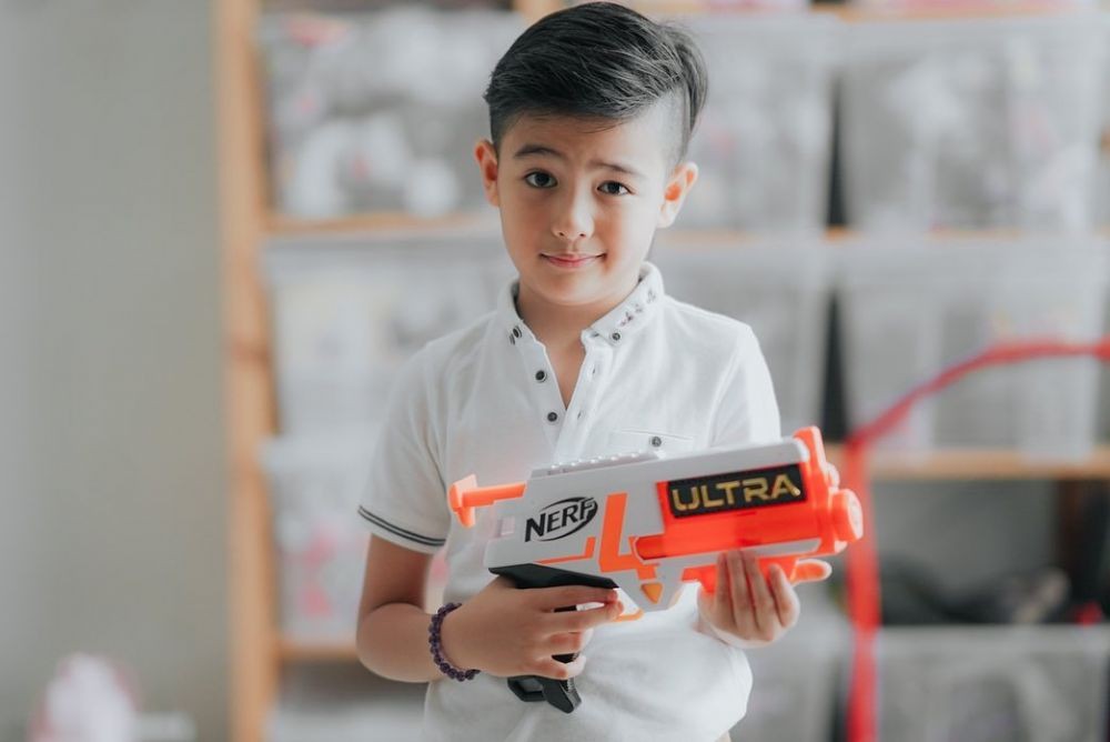 Populer di TikTok, 10 Potret Ryshaka Anak Ryan Delon