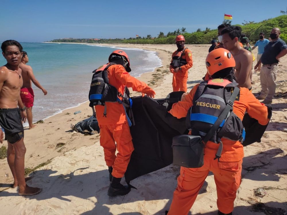 Jasad Pemancing yang Jatuh dari Tebing Water Blow Bali Ditemukan