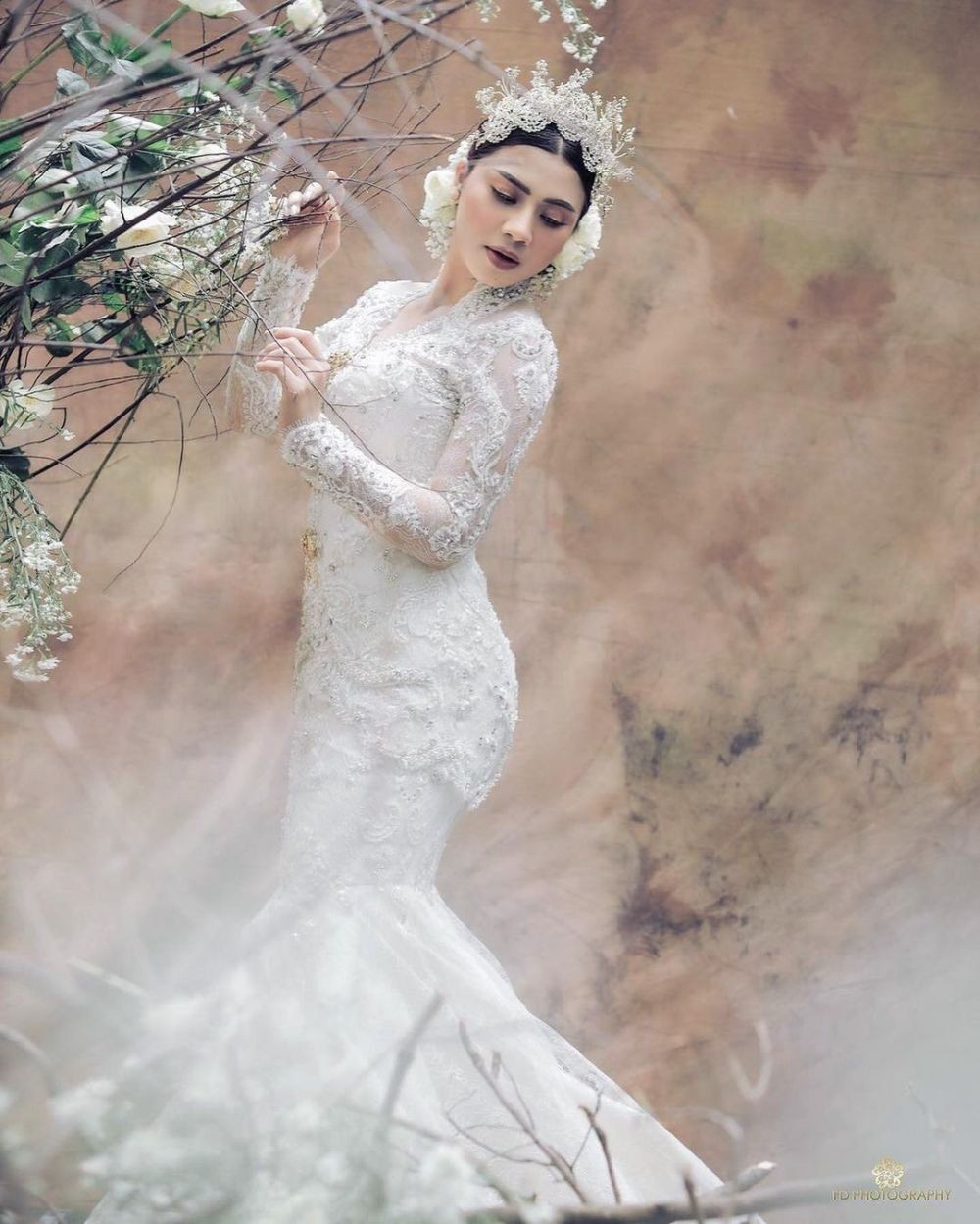 10 Ide Kebaya Rancangan Ancha Wedding, Langganan Para Artis!