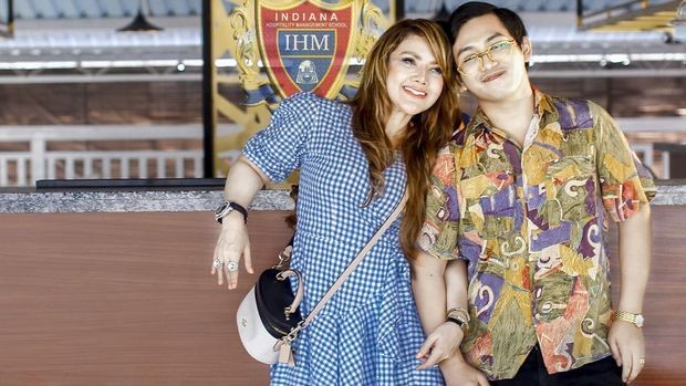 10 Potret Mesra Barbie Kumalasari dan Ian Wibowo, Gaet Berondong Lagi