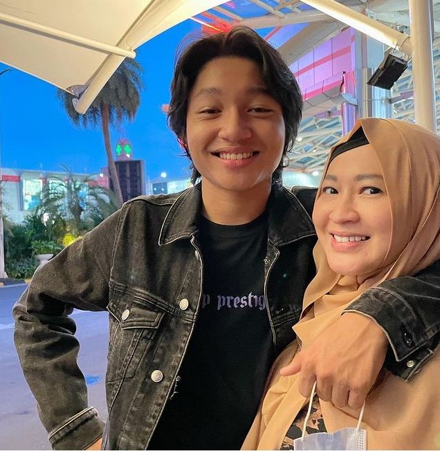 10 Potret Kiesha Alvaro yang Mantap Berakting daripada Ngeband