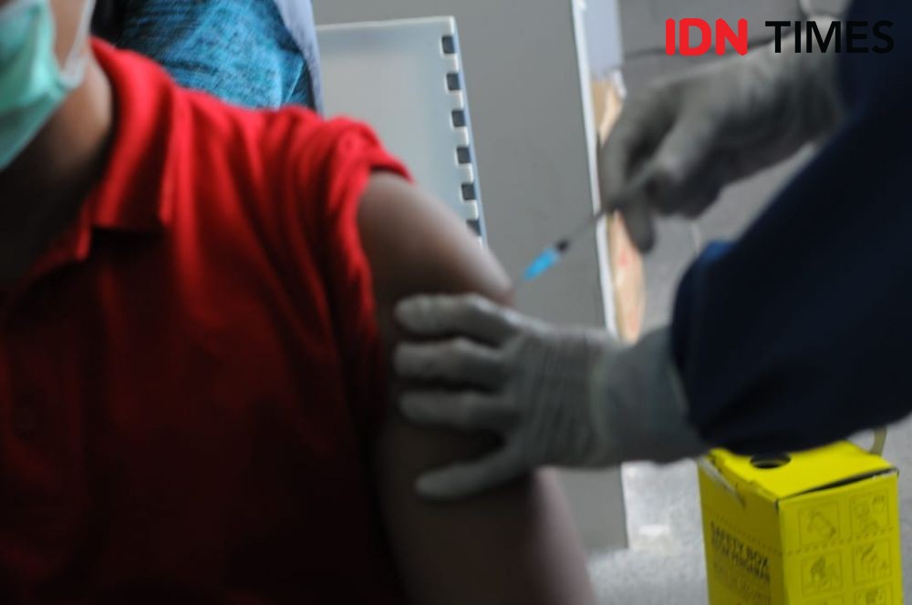 Vaksinasi COVID-19 Sasar 13 Pusat Perbelanjaan di Bandar Lampung