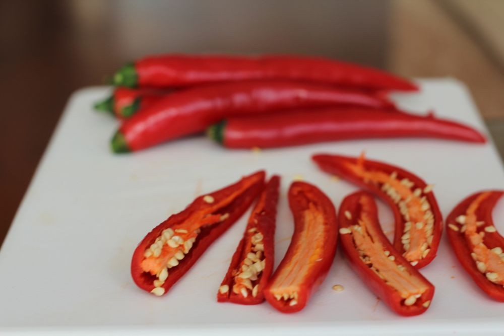 Resep dan Cara Bikin Sambal Dabu Dabu, Pedasnya Enak Gak Ada Lawan