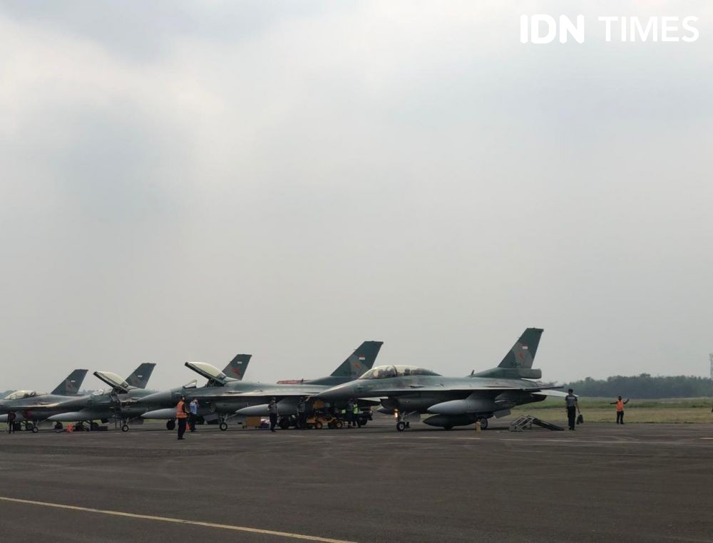 Siap Bom Belitung, 9 Jet Tempur Skuadron 12 Mendarat di Palembang