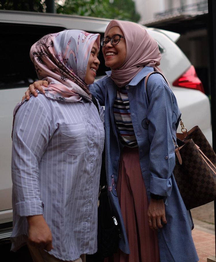 10 Kedekatan Lesti Kejora dengan Sang Mama, Putri Satu-satunya