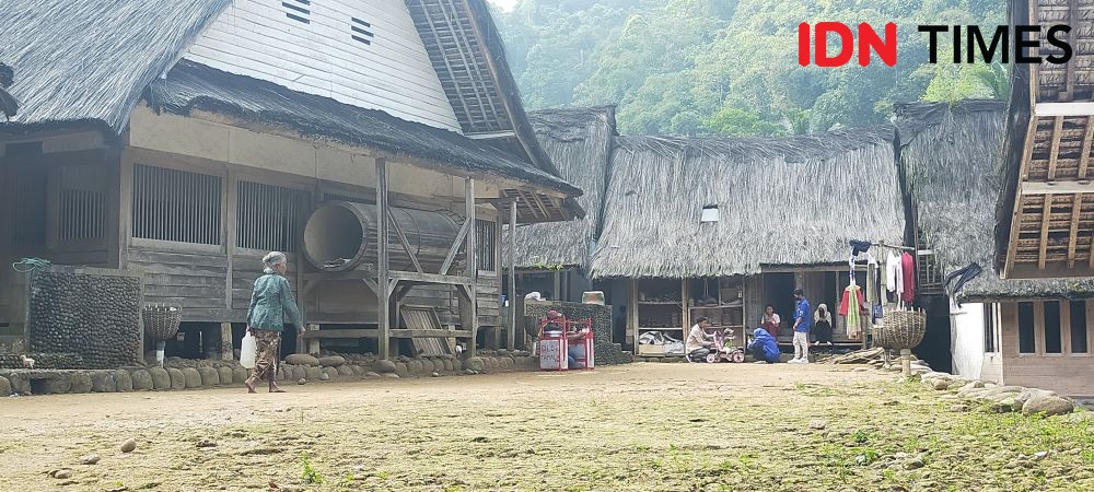 Mengenal Rumah Kampung Naga, Rumah Adat Tasikmalaya yang Tahan Gempa