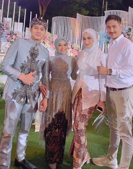 Cetar! 12 Gaya Selebriti di Lamaran Lesti Kejora dan Rizky Billar