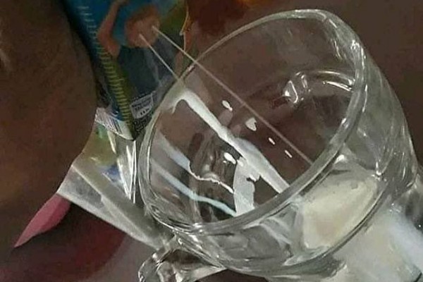 Lucu Abis! 10 Potret Cara Kocak Minum Susu Ini Gak Bakal Kamu Duga