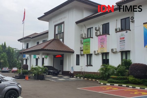 Kepala Dinas Damkar Depok Diperiksa Kejari soal Dugaan Korupsi Sepatu