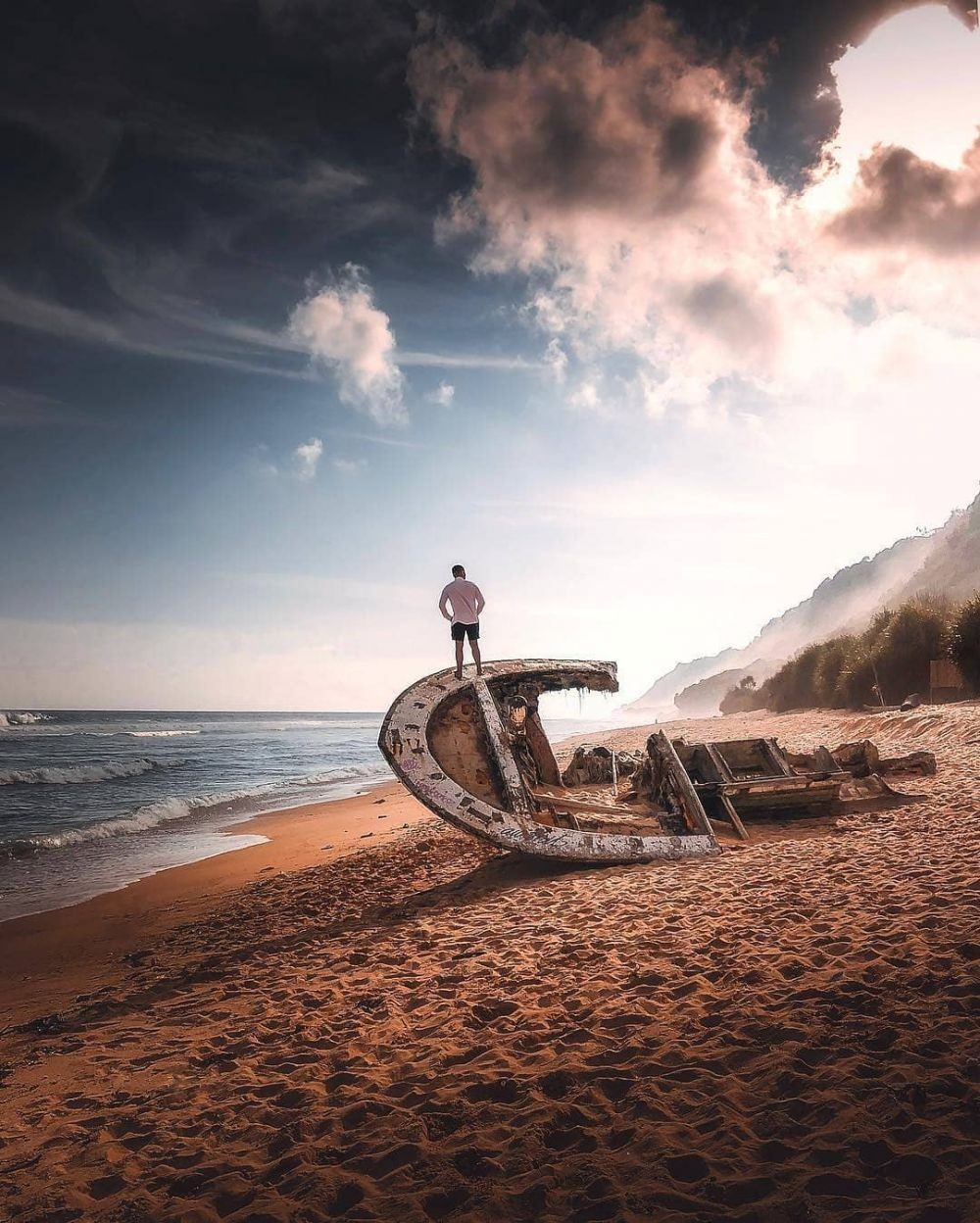 10 Pantai di Indonesia yang Dianggap Paling Cantik, Pernah ke Sini?