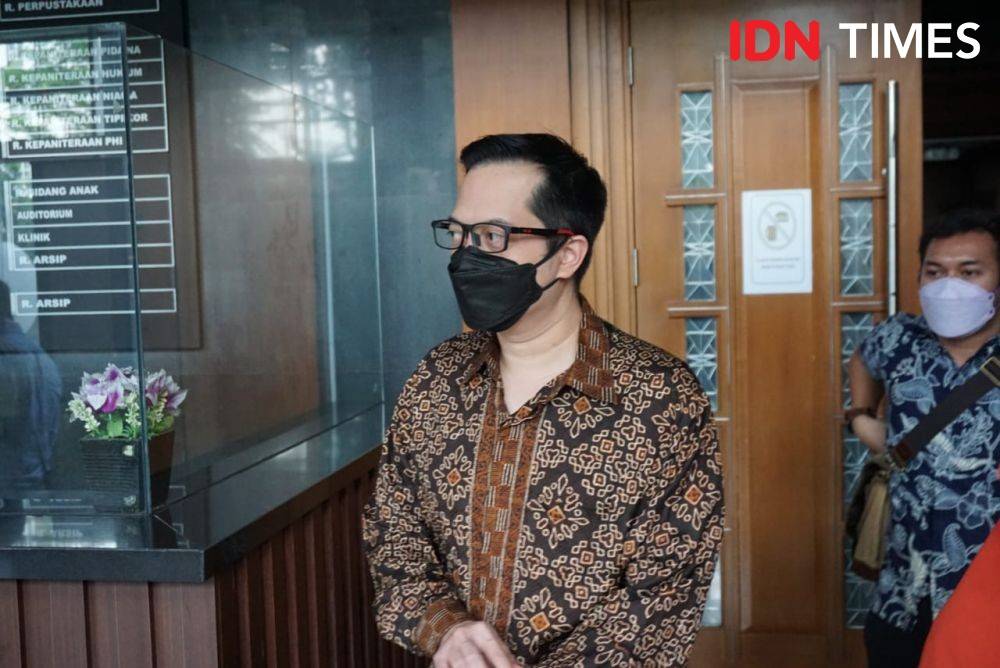 Kuncen Bansos Minta Bantuan Anggota DPR PDIP Ihsan Yunus